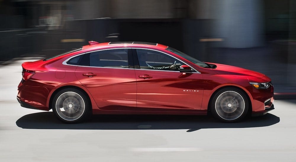 Battle Of The Hybrids 2018 Chevy Malibu Vs Kia Optima Comparing 018 Chevy Malibu Vs 2018 Kia Optima