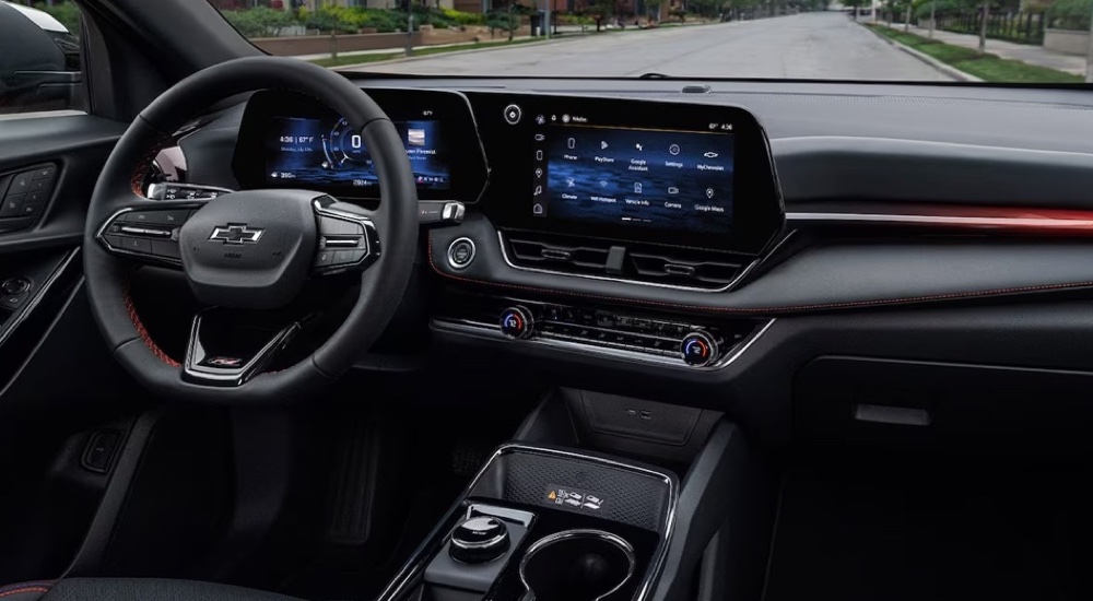 The interior of a 2025 Chevy Equinox at a Chevy dealer.