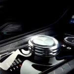 Snow mode is shown selected in a 2025 Jeep Wagoneer S.